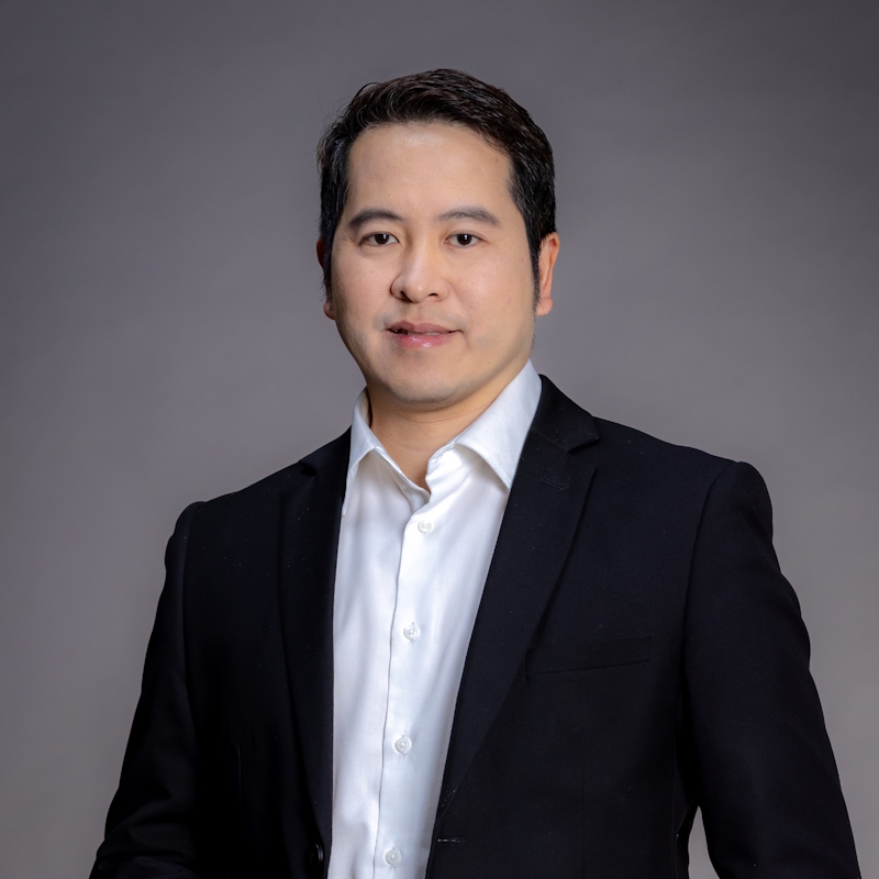 Dr. Warin Ratchananusorn